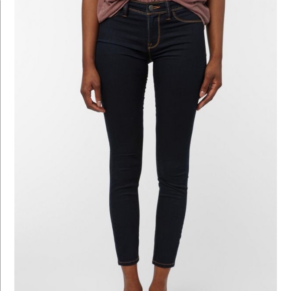 SILENCE + NOISE Jegging  (26 )Urban Outfitters